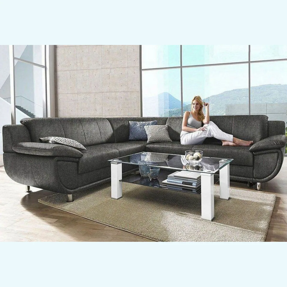 TRENDMANUFAKTUR Ecksofa Rondo, L-Form, Schlaffunktion, breite Armlehnen, chromfarbene Füße